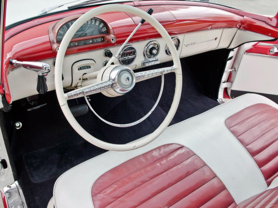  Ford Fairlane Crown Victoria Skyliner 1955 года  (фото 9 из 36)